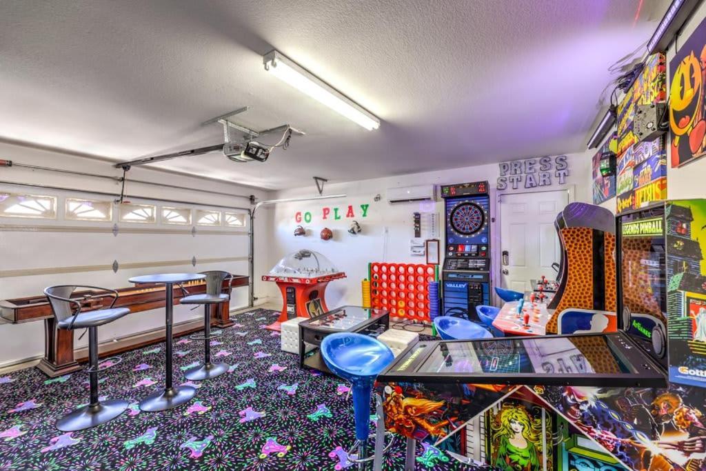 Family Fun For Everyone In Las Vegas- 4 Bedrooms, Billiards, Game Room Henderson Exteriér fotografie