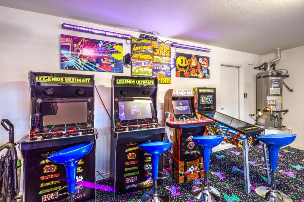 Family Fun For Everyone In Las Vegas- 4 Bedrooms, Billiards, Game Room Henderson Exteriér fotografie